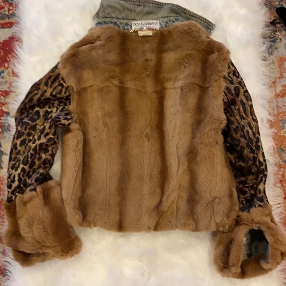 Dolce&Gabbana reversible Jean /MinkJacket
Vintage - Picture 7 of 7